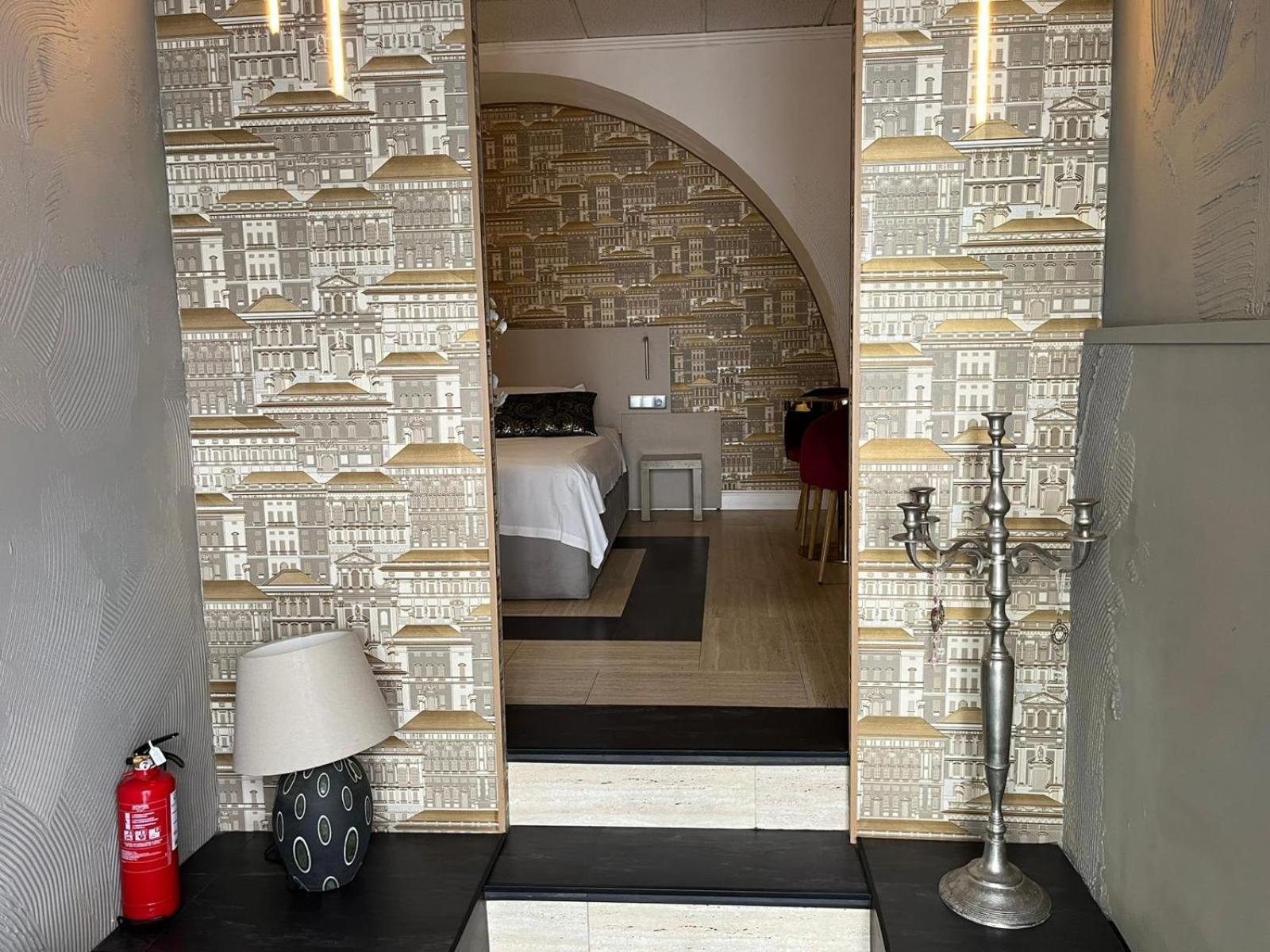 Double Room Private Bathroom