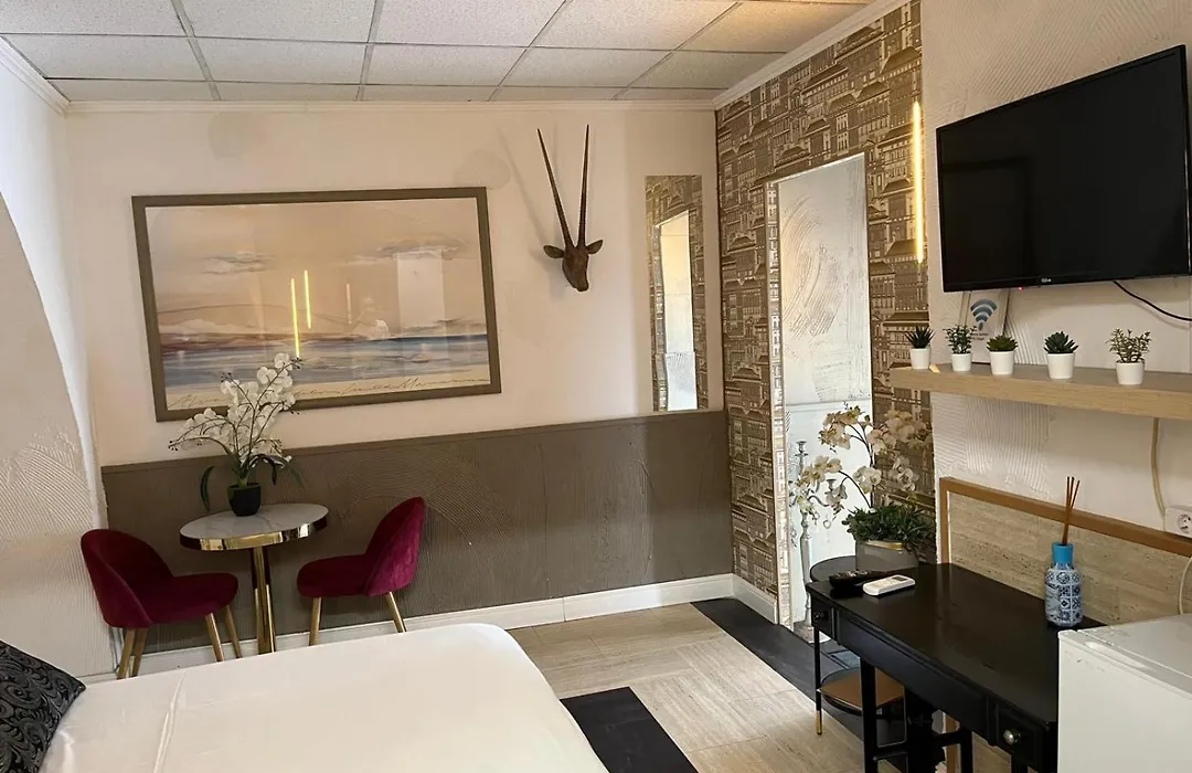 Sao Pedro Suite Faro-1